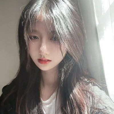 为黛茜小姐开车